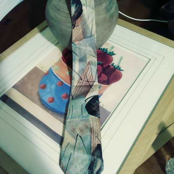 Nikki Designer Silk Tie Made In U.S.A. ⭐🌴🌐 - Picture 2 of 4